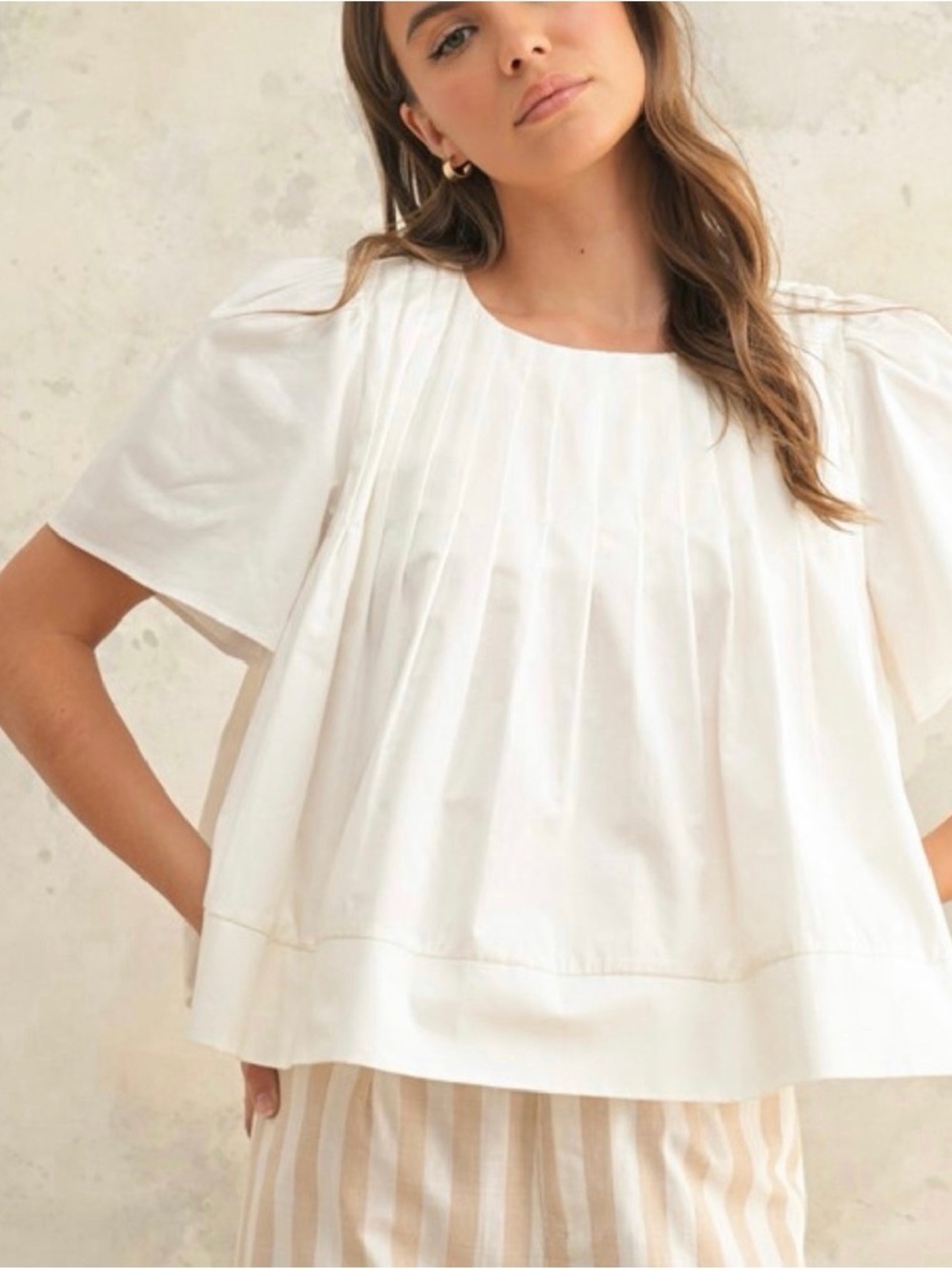 Women’s White Pleated Short-Sleeve Top